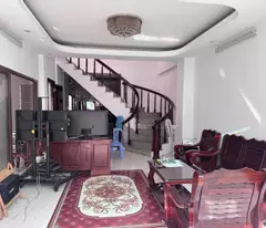 Bán nhà Mặt tiền Nguyễn Xí - gần ĐInh Bộ Linh, 400m là VinCom, 6,3x48m, 3 Tầng , 49,9 tỷ.