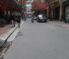 Bán nhà phân lô phố Pháo Đài Láng kinh doanh sầm uất