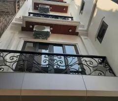 Bán nhà phân lô phố Pháo Đài Láng kinh doanh sầm uất