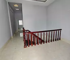 132. Nhà 5,5 triệu 3 phòng ngủ gần cầu Bà Bộ