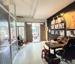 Bán nhà hẻm 12m Dương Quảng Hàm ngang 6m 102m2 3 tầng KD tốt ngay ĐH Văn Lang 19.5 tỷ.