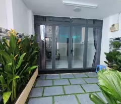 Siêu phẩm nhà phố vườn giáp Q.7 giá bèo