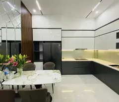 Bán nhà Định Công DT 55m2 x 5 tầng, giá 8.2 tỷ, ngõ to, gần phố, SĐCC