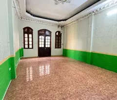 BÁN NHÀ NGÕ 1142 ĐÊ LA THÀNH BA ĐÌNH - NGÕ PHÂN LÔ Ô TÔ Ô TÔ TRÁNH KINH DOANH: 63M2 - 26.95 TỶ
