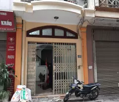 Bán nhà mặt phố Nhân Hòa, Vũ Trọng Phụng