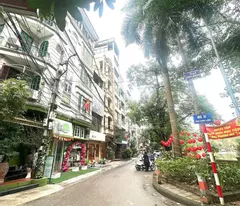 BÁN NHÀ PHÂN LÔ NGUYÊN HỒNG, ĐỐNG ĐA - 52M2 x 5 TẦNG - MT 4.7M - Ô TÔ TRÁNH - SÁT HỒ - KINH DOANH