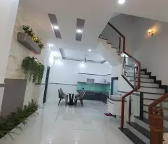 Bán nhà góc hai mặt tiền đường 11 Trường Thọ Thủ Đức TPHCM,LH 0909428959