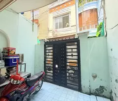 Nhà Đường Lạc Long Quân Quận Tân Bình Phường 11 Cũ.
