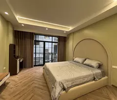 Bán nhà Hồng Tiến Dân Xây- Gara- Thang máy -full NT 35m 7 tầng nhỉnh 11tyr (TL)