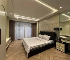 Bán nhà Hồng Tiến Dân Xây- Gara- Thang máy -full NT 35m 7 tầng nhỉnh 11tyr (TL)