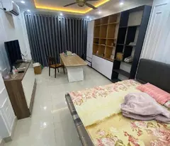 Bán nhà đẹp Nguyễn Văn Cừ- Ô tô- Lô góc - 50m 6 tầng thang máy- full NT nhỉnh 14 tỷ