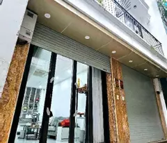 văn cao DT 45m x5 tầng 16,8 tỷ ngõ 3m thông,cách ô tô 30m,gần phố,gần hồ tây