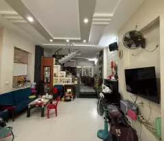 Bán nhà Mặt tiền Lưu Chí Hiếu - gần Tây Thạnh, View Công viên, 5x23m, 4 tầng - 4PN, 17,5 tỷ.