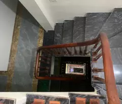 TÒA CHDV TRẦN THÁI TÔNG, 8 TẦNG THANG MÁY, DT 115M2, NỞ HẬU, Ô TÔ, GIÁ CHÀO 26 TỶ
