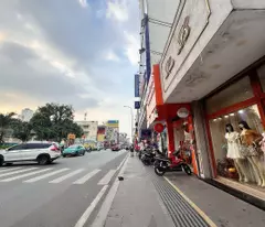 BÁN QUỸ ĐẤT SIÊU HIẾM - MT HỤT Đ.HAI BÀ TRƯNG, P.TÂN ĐỊNH, QUẬN 1 - NGANG 5M NỞ HẬU 7M * 32M VUÔNG