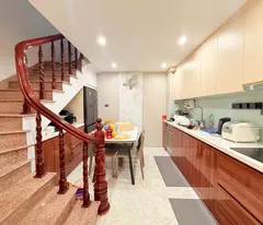 NHÀ CHÍNH CHỦ - GIÁ TỐT - Vị Trí Đẹp Tại Ngõ 89 đường Lạc Long Quân, Tây Hồ