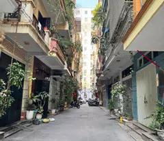Bán nhà phân lô Trần Quang Diệu, Đống Đa, ô tô thông, dân trí cao, 40m, 4 tầng, 13.7 tỷ