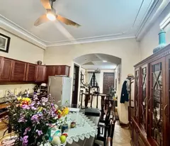 Bán nhà phân lô Trần Quang Diệu, Đống Đa, ô tô thông, dân trí cao, 40m, 4 tầng, 13.7 tỷ