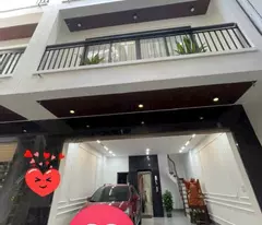 Bán nhà phố Ngọc Lâm 6 tầng thang máy ô tô vào nhà
