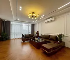 Bán nhà phố Ngọc Lâm 6 tầng thang máy ô tô vào nhà