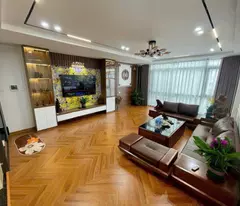 Bán nhà phố Ngọc Lâm 6 tầng thang máy ô tô vào nhà