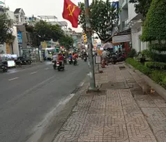 Bán nhà MTKD sầm uất ngày chợ Tân Hương, 4x17m, 5 tầng, 16 Tỷ