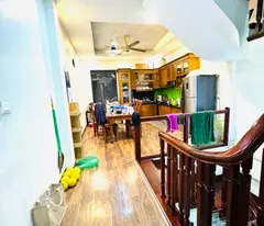 nhật chiêu tây hồ 57m x5 tầng mặt tiền 4m 20,9 tỷ ngõ thông,cách 10m ra mặt hồ