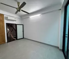 NHÀ NGÕ Ô TÔ THÔNG ĐỨC GIANG SÁT HỌC VIỆN HẬU C ẦN 2 THOÁNG – NỞ HẬUHƠN 7 TỎI . ☎️ 0932267276 .