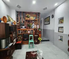Cần Bán nhà 4 Tầng Trung tâm Quận 7, hẻm xe tải.