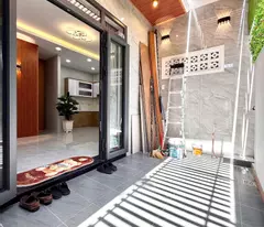 BÁN NHÀ 2 TẦNG TẶNG FULL NỘI THẤT QUẬN 12 - GIÁP GÒ VẤP - SÁT CV PM QUANG TRUNG -  NGANG 5.8M -