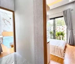 BÁN NHÀ 2 TẦNG TẶNG FULL NỘI THẤT QUẬN 12 - GIÁP GÒ VẤP - SÁT CV PM QUANG TRUNG -  NGANG 5.8M -