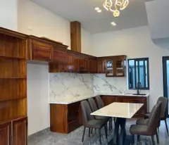 Bán gấp nhà mới 3 tầng hẻm 3,5m Liên Hoa – gần chợ Phường Tây