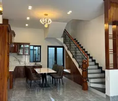 Bán gấp nhà mới 3 tầng hẻm 3,5m Liên Hoa – gần chợ Phường Tây