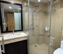 Bán nhà C4 Ngọc Thuỵ 200m x 15m vuông đẹp, ngõ oto tải, giá rẻ nhất khu vực.