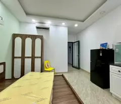 Bán nhà hẻm Phạm Văn Đồng, Thủ Đức, TP HCM. DT 74m2, 4 tầng, 4PN. Giá  8.8 tỷ, SHR. 0933125879
