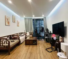 PHÁO ĐÀI LÁNG – 70M² – 5 TẦNG – MT 6M – 18.5 TỶ
LÔ GÓC – Ô TÔ 10M – Ô CHỜ THANG MÁY – NHÀ DÂN XÂY