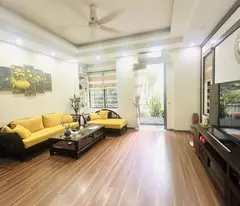 Bán nhà 6 tầng thang máy phố Võ Văn Dũng, Đống Đa, ô tô vào nhà, 2 thoáng, 40m, 13.8 tỷ