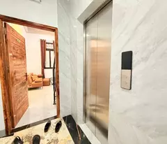 Thụy Khuê – Tòa CCMN 8T thang máy 83m² MT 6.1m – Giá chào 26.9 Tỷ  View Hồ Tây