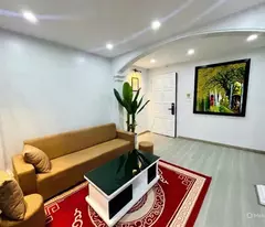 bán nhà tập thể nghĩa tân 60m 2 ngủ giá 4,55 tỷ ô tô đỗ cửa