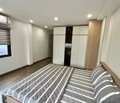 kim mã DT 40m x6 tầng thang máy,lô góc,10m ra mặt phố giá 16,5 tỷ