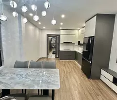 kim mã DT 40m x6 tầng thang máy,lô góc,10m ra mặt phố giá 16,5 tỷ