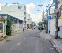 MẶT TIỀN VIP ĐÔNG HƯNG THUÂN NHÀ C4 SÁT SONG HÀNH
NGANG KHỦNG 7.4M-NỞ HẬU ĐẸP 8.5 M.CN: 254M2