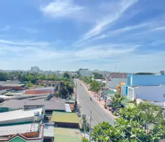 Bán khách sạn 4 tầng Đường Nguyễn Trường Tộ - Tân Thiện - LaGi giá ngộp