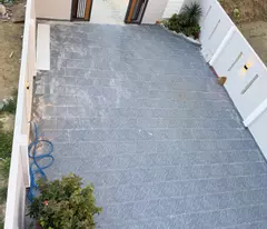 Bán căn nhà mặt đường Cây Duối xã Diên AN sân để được 2 -3 ô tô. Giá 2ty690