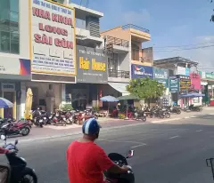 Bán nhà 2 tầng mặt tiền Lê Lợi, Phước Hội, LaGi giá đầu tư