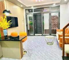 Nhà 2 tầng mới hẻm đường 2/4 Nha Trang, full nội thất cao cấp, gần Champa Island