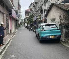 CHÍNH CHỦ CẦN BÁN 34,6 M2 ĐẤT TRÂU QUỲ - GIA LÂM, GIÁ NHỈNH 5 TỶ, LH 0985865658