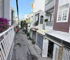 bán nhà 2 tầng trung tâm nha trang – ô tô tới nhà – gần coopmart – 5,5 tỷ