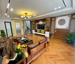 Hiếm nhất khu vực ! bán nhà 6T thang máy Ngọc Lâm, gara oto ngõ thông, giá hợp lý.