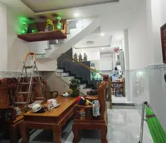 Bán nhà đường 109. Phước Long B,  Q9, Thủ Đức, TP HCM. DT 58m2, 4PN, sổ hồng. Giá  6.75  tỷ.